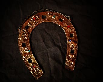 Lucky sign horseshoe Talisman wall hanging