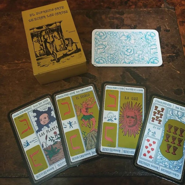 Jeu de cartomancie TAROTS EGIPCIOS, vers les années 1970. Cartes de tarot. Pont complet.