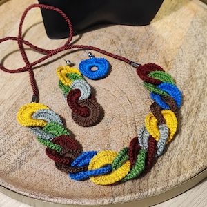 Hand crocheted multicoloured jewelry set, necklace with asymmetrical earrings, Women jewelry set for every day