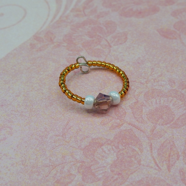 Ring adjustable memory wire beaded gold lavender white jewelry