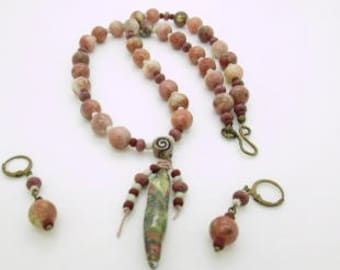 Boho Beaded Necklace, Mauve Stone Necklace, Jasper Necklace Set, Necklace Earrings, Pink Jasper Necklace, Chili Jasper Stone