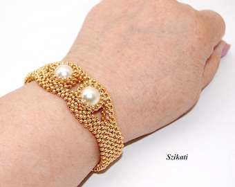Gold Seed Bead Bracelet: Handwoven Pearl, Elegant Fashion Jewelry