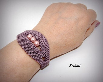 Purple Beadwoven Metal-free Bracelet with Light Pink Pearl Beads, Elegant Women's Accessory, OOAK Beaded High Fashion Jewelry, Gift for Her