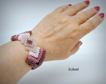 Pink Purple Metal-free Beadwoven Bracelet, OOAK Beaded High Fashion Jewelry, Women's Accessory Gift for Her, RAW Bead Art, Original Beadwork