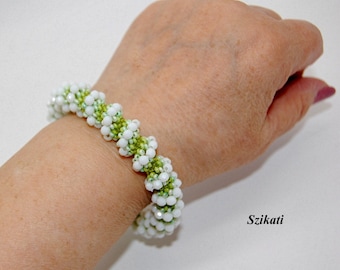 White Green Beadwoven Metal-free Bangle Bracelet, Women's Accessory, OOAK Beaded High Fashion Jewelry, Unique Gift for Her, Cellini Spiral