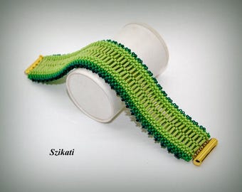 Green Beadwoven Cuff Bracelet: Wide Beaded Fashion Jewelry