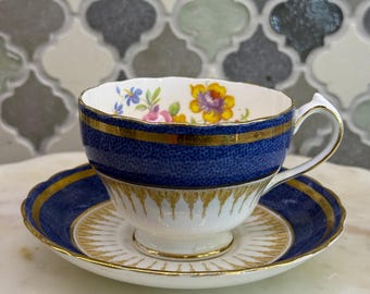 Vintage New Chelsea Staffs theekopje en schoteltje blauw/verguld/bloemen