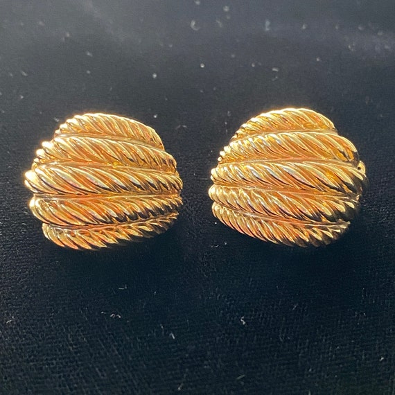 St. John Gold Clip Earrings - image 7