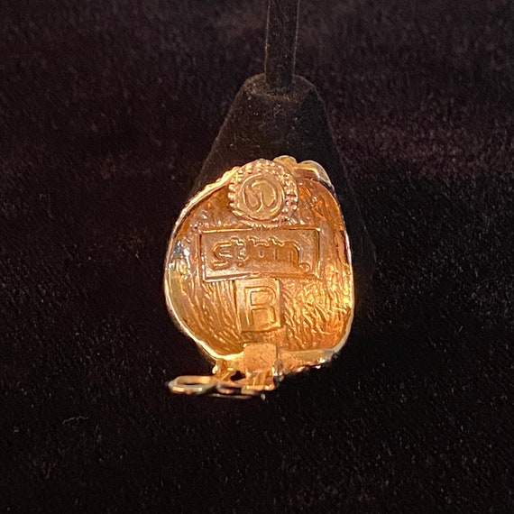 St. John Gold Clip Earrings - image 9