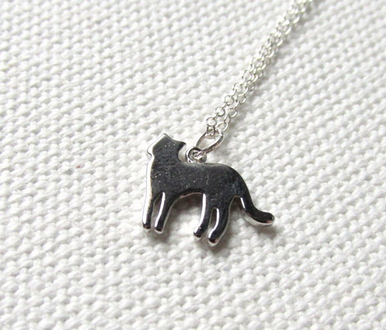 Silver Cat Charm Necklace Tiny Dainty Sterling Silver Chain Etsy