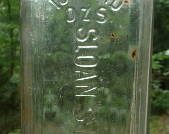 SUNROOM DECORATOR FLES- 18 Ounce Sloan's Liniment-1910s