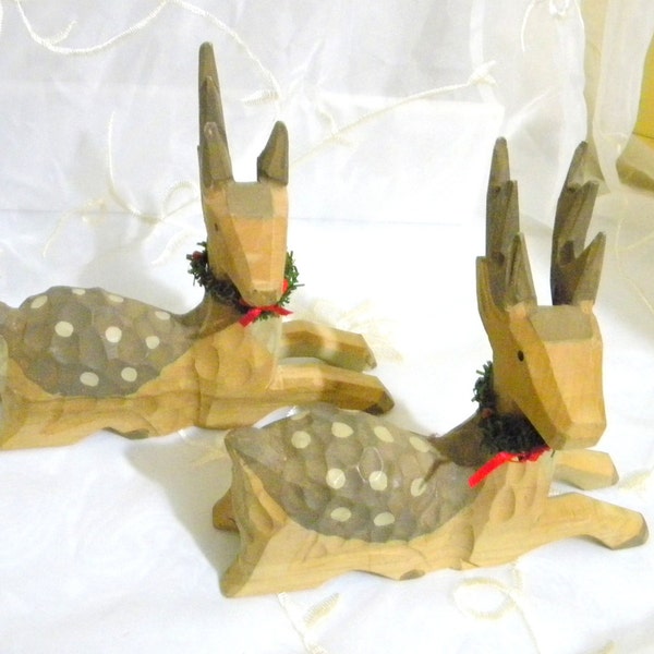 Vintage Carved, Painted Wooden Deer, Green Wreaths Around Necks, Holiday Decor, Christmas Decor, Winter Decor