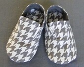 Baby Shoes Pattern - Little Man