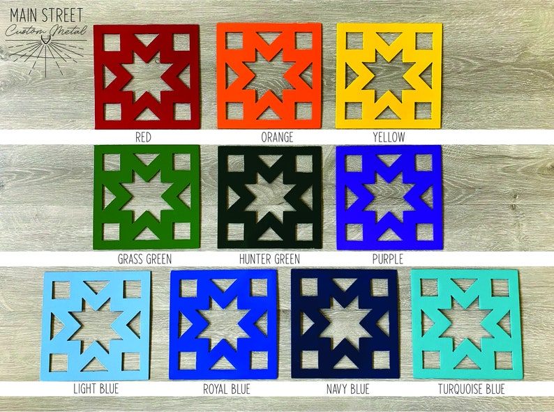 Puede incluir: Una colecci&oacute;n de cortes cuadrados de metal de varios colores, cada uno con un dise&ntilde;o de estrella. Los colores incluyen rojo, naranja, amarillo, verde hierba, verde cazador, morado, azul claro, azul real, azul marino y turquesa. El texto "MAIN STREET Custom Metal" es visible.