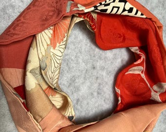 Bufanda infinita de seda, hecha a mano con telas antiguas finas y raras. ENVÍO GRATIS A EE. UU.