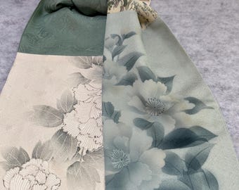 Floral Silk kimono scarf in cream and aqua.