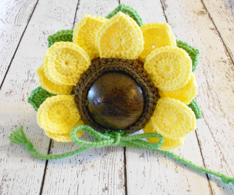 Crochet Sunflower Bonnet Newborn to 6-12 Months Photo Prop image 3