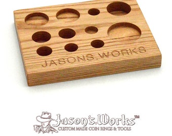 Folding and Stretching Tool Holder