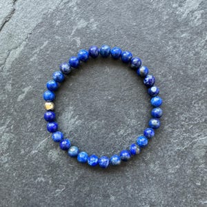 Men&#39;s Lapis Lazuli Beaded Bracelet – 6mm Natural Blue Gemstone Beads, Handmade Jewelry for Men, Minimalist Stacking Bracelet, AAA Lapis