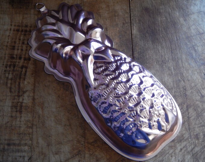 Vintage1963 Pineapple Jello Mold by AHO Co. Etsy