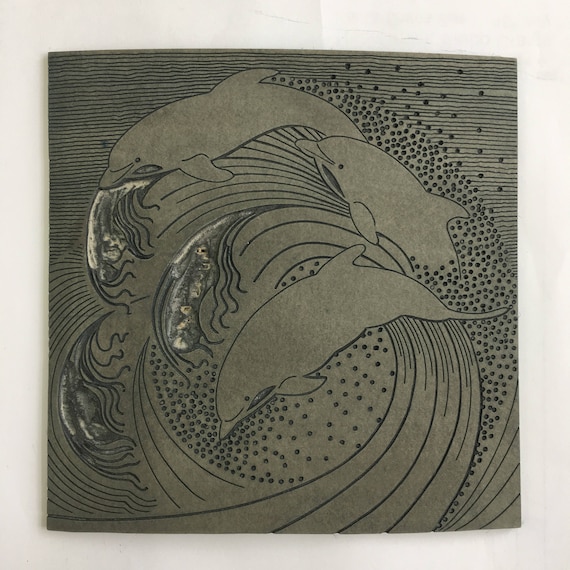 3頭のイルカが跳躍するリノカット版画 - Etsy 日本