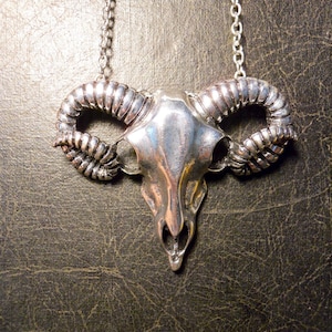 Ram skull pendant sale