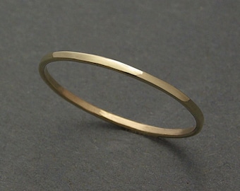 Feiner Gold-Ring • 8ct / 333 Gold • 1 mm Breite • Echtschmuck • handgefertigt