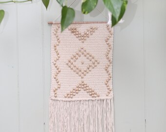 Boho beaded wall hanging crochet pattern