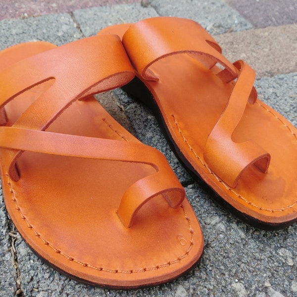 SOLDES ! Nouvelles sandales en cuir faites main pour Hommes Femmes Tongs Claquettes Concepteur de chaussures colorées bibliques type Jésus