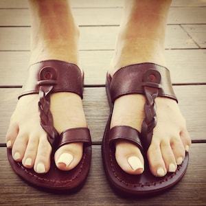 Genuine Leather Toe Ring Women Sandals, Greek Roman Ancient Summer Beach Sandals, Gift For her, Handmade Flip Flops Comfort Sandals, CAIRO