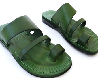 Green Leather Sandals for Men and Women, Summer Toe Ring Flats, Spartan Grecian style, TRIPLE