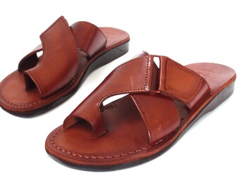 Brown Leather Sandals | Vintage Style Toe Ring Slides | Boho Chic Summer Flats Men | Earthy Handmade Slip On Footwear | BROOKLYN
