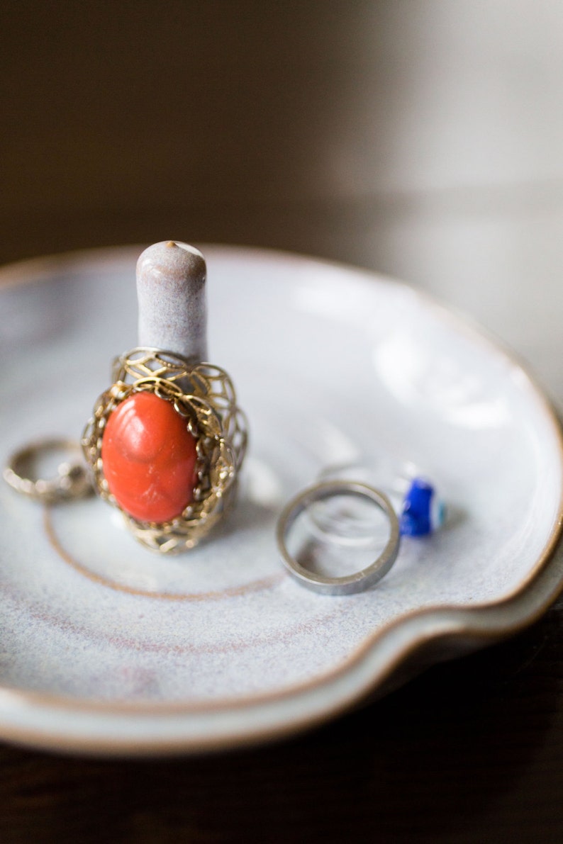 Ring Stand Frost Glaze