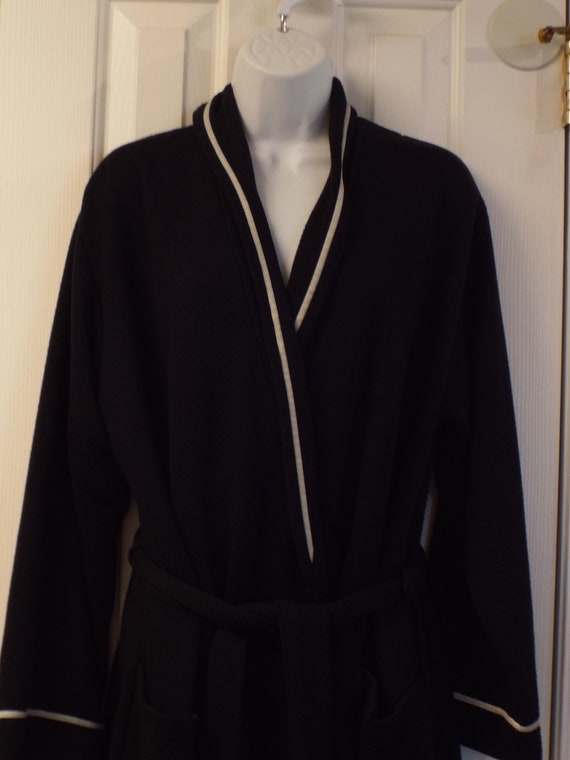 Black & White Robe, Women's Vintage Lingerie - image 3