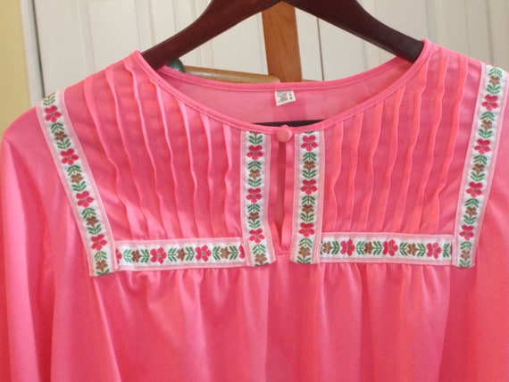 Women's Hot Pink Nightgown, Vintage Pink Long Nig… - image 9