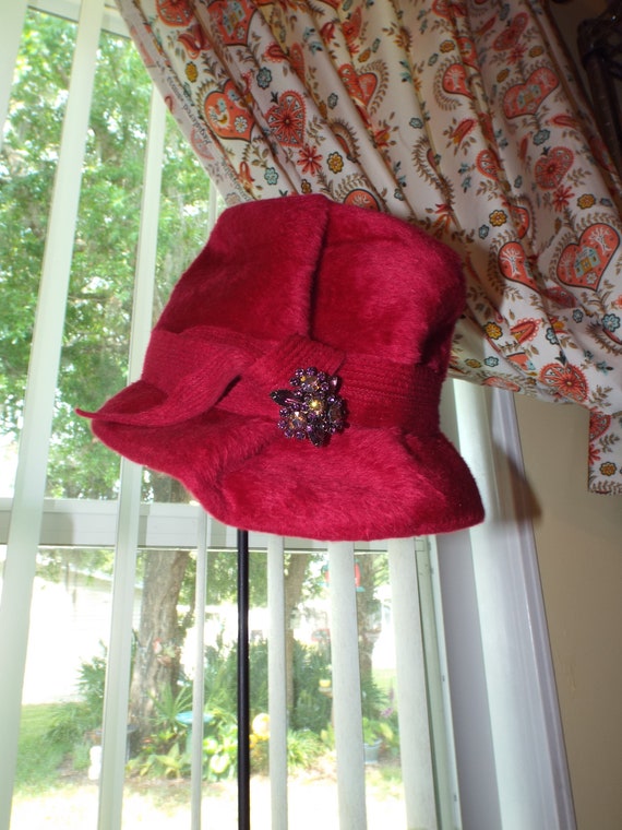 Ladies Red French Hat With Brooch - image 2