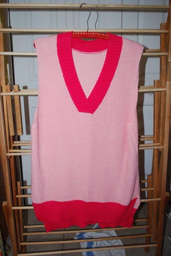 Vintage Oversized Pink Sweater Vest Retro