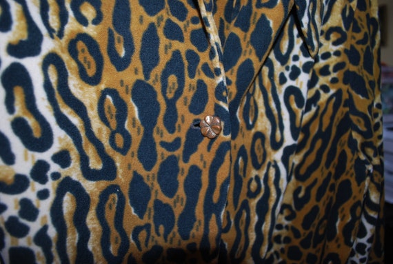 Leopard Animal Print Loungewear 1960s Vintage Bat… - image 8