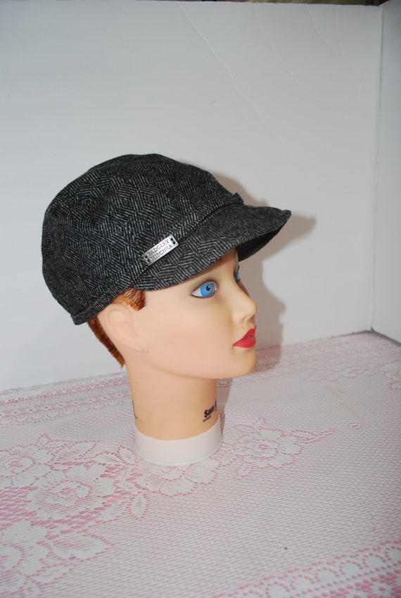 Vintage Newsboy Cap Badgley Mischka - image 1