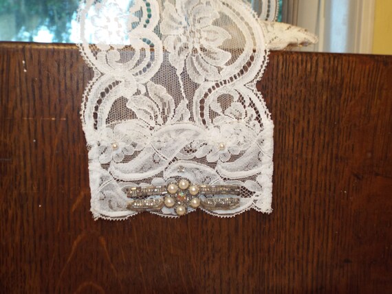 Heirloom White Lace Wedding Belt - image 5