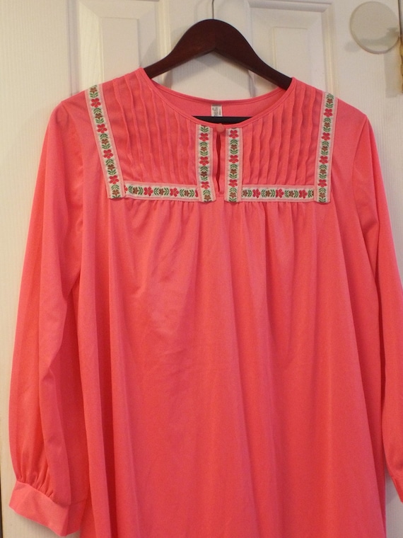 Women's Hot Pink Nightgown, Vintage Pink Long Nig… - image 1