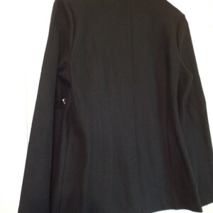 Pull cardigan noir vintage pour femmes image 8