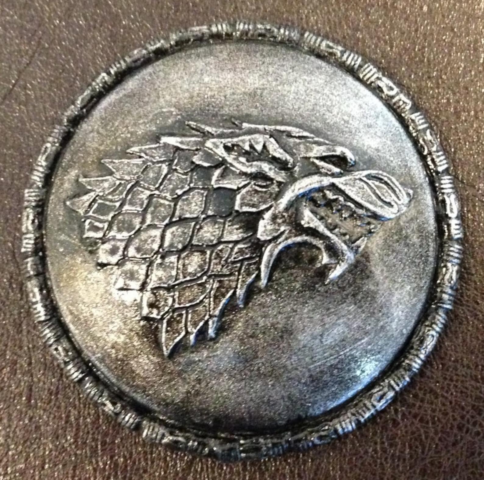 Game of Thrones House Stark Sigil Silver Badge / Pin - Etsy
