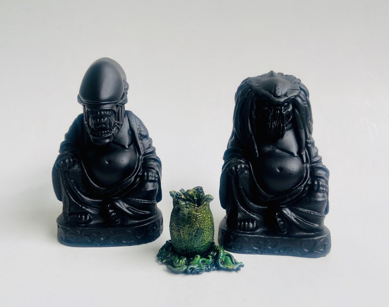 Alien or Predator AVP Amusing Villain Buddhas. image 3