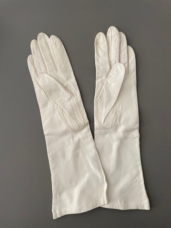 White Leather Gloves Vintage Antique with Silk Li… - image 1