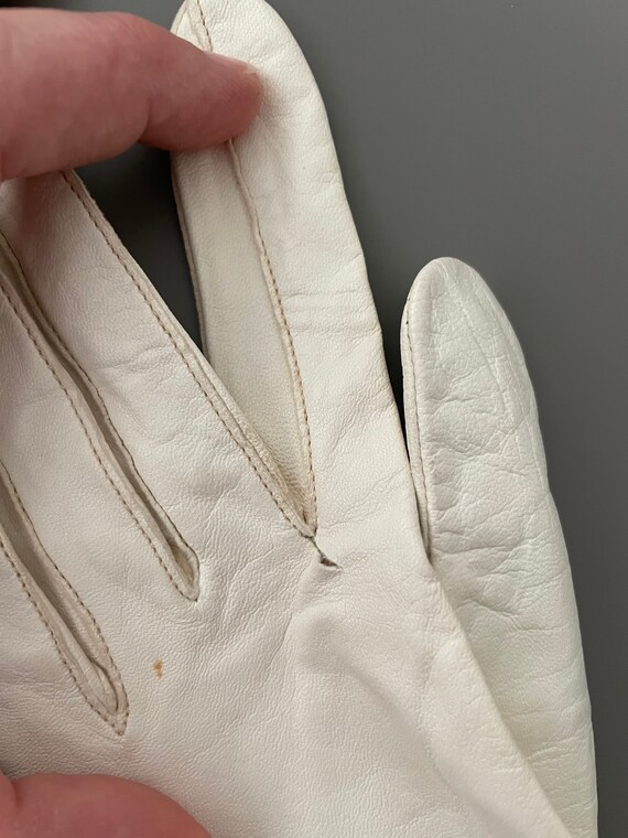 White Leather Gloves Vintage Antique with Silk Li… - image 4