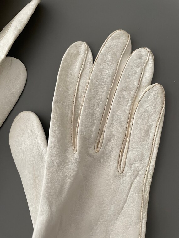 White Leather Gloves Vintage Antique with Silk Li… - image 2