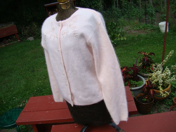 Vintage Angora Sweater Lovely Soft Woman's Pale P… - image 3