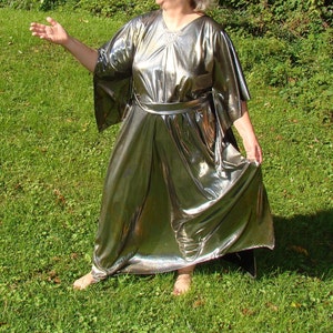 Lame Queen/King Robe: Mottled Silver & Gold Wizard Costume