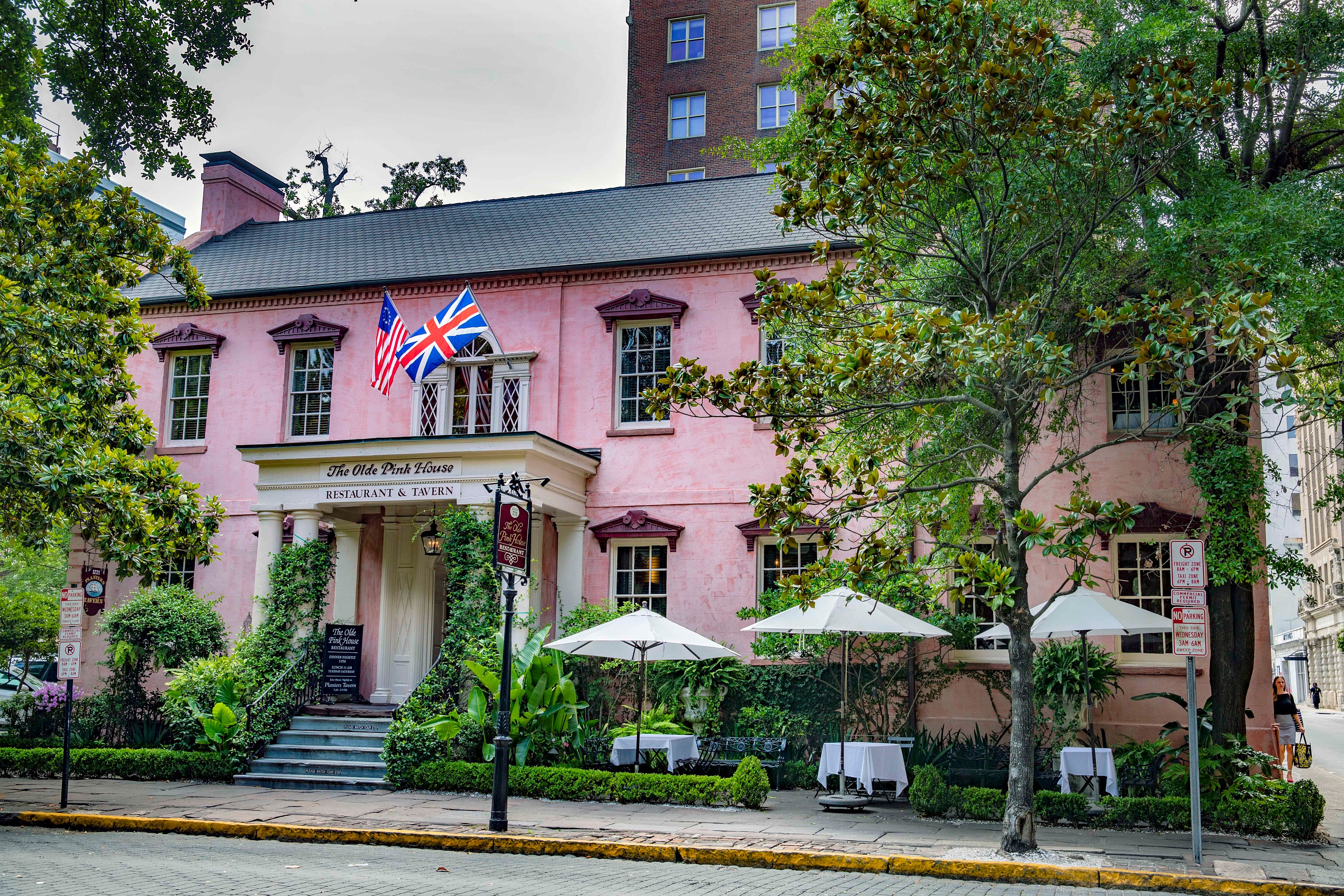 Savannah Georgia Photo, Old Pink House, Restaurant, Mansion, Savannah Wall Art, Wall Decor, Historic Homes, Pink Photo, Architecture - Etsy Finland Savannah Georgia Photo, Old Pink House, Restaurant, Mansion, Savannah Wall Art, Wall Decor, Historic Homes, Pink Photo, Architecture - Etsy Finland